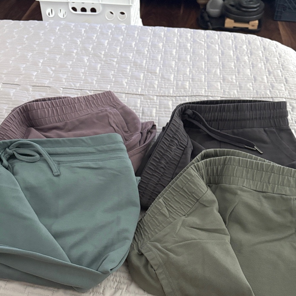 32 Degrees Ladie’s' Green, mauve and Gray Joggers